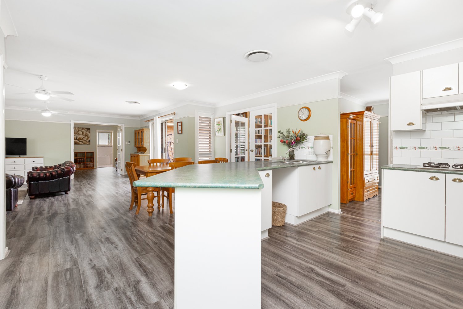 9 Monaghan Circuit ASHTONFIELD 11