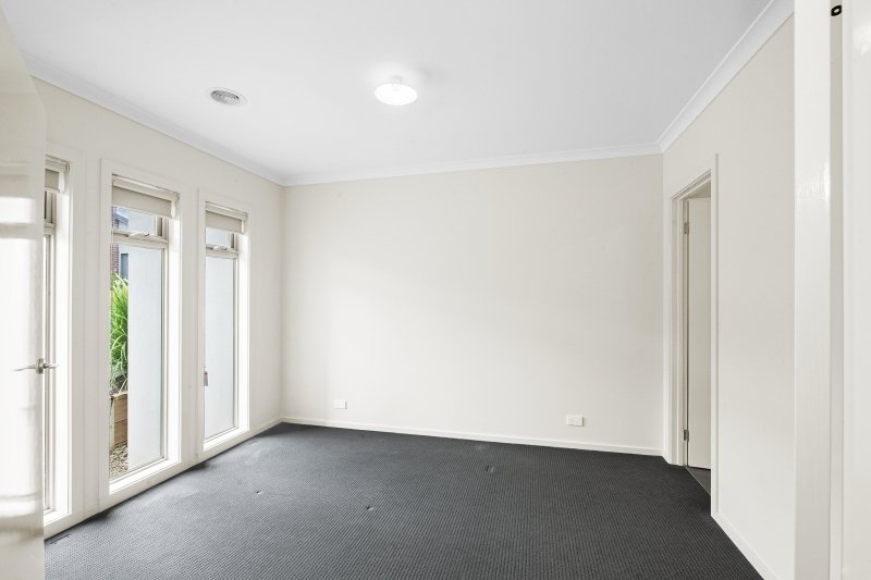 Gallery: 9 Monash Place