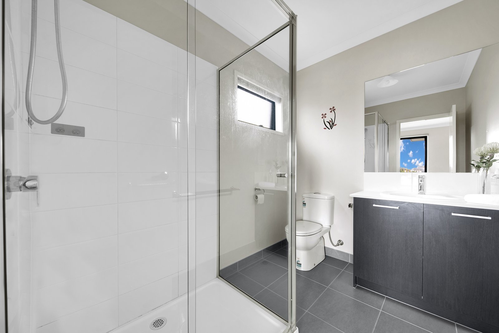 Gallery: 9 Montia Street