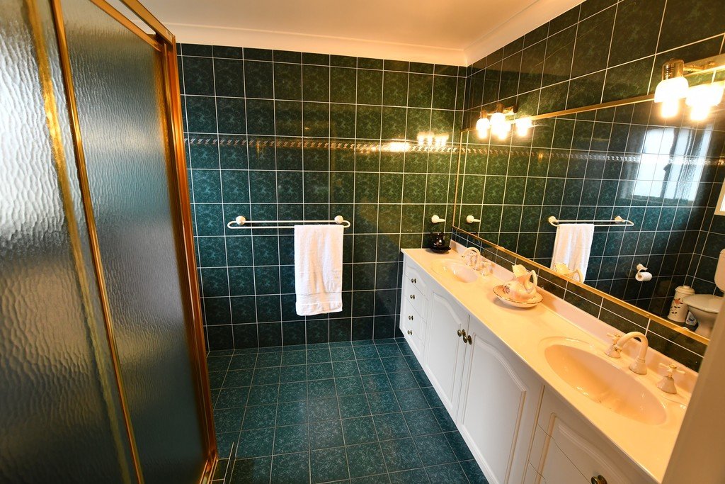 9 Moondah Close TAMWORTH 5