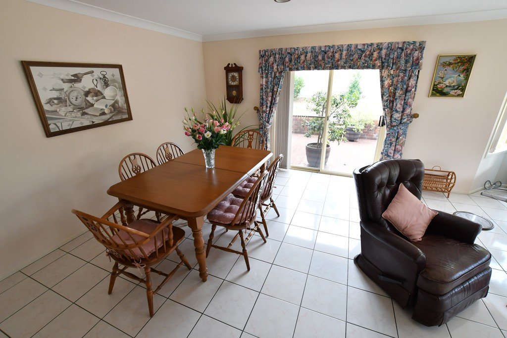 9 Moondah Close TAMWORTH 21