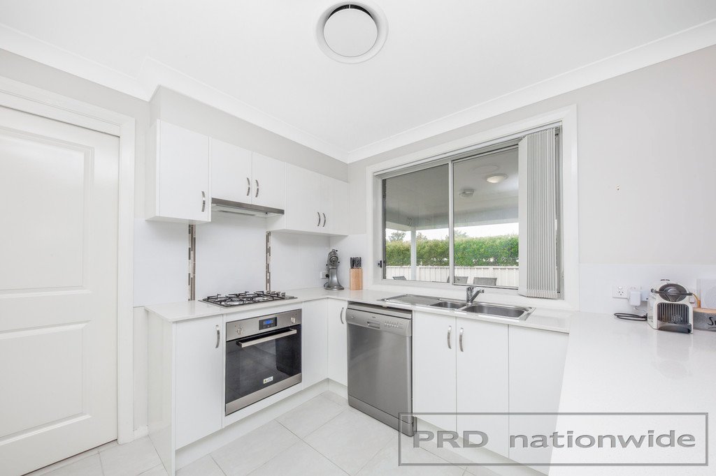 9 Morinda Avenue LARGS 7