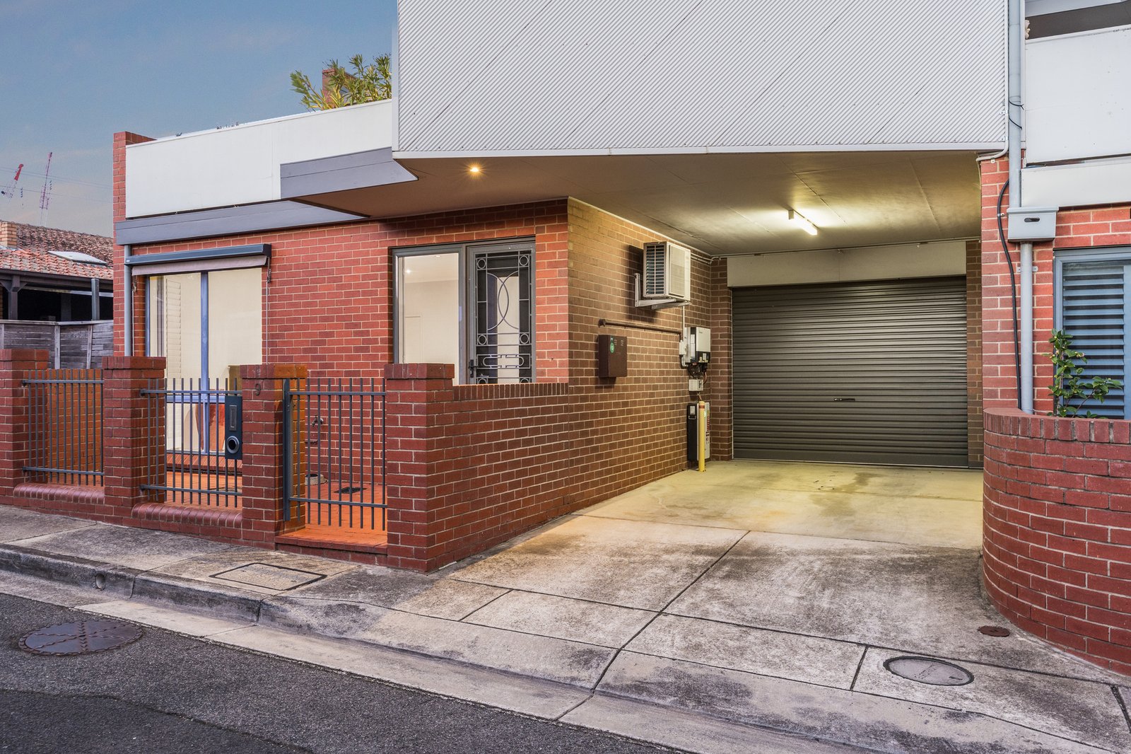 Gallery: 9 Morrison Street