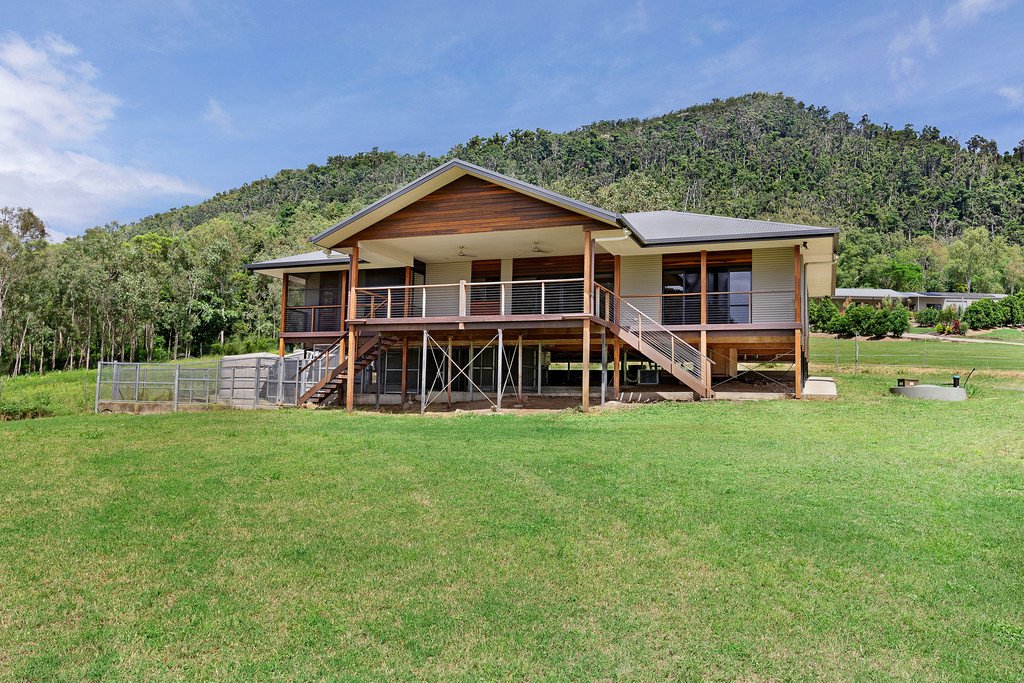 9 Mount Marlow Rise MOUNT MARLOW 1