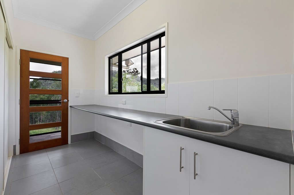 9 Mount Marlow Rise MOUNT MARLOW 13