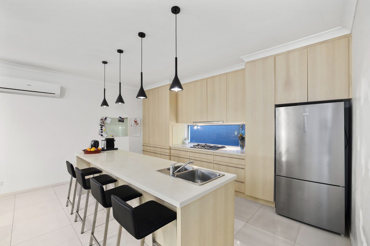 9 Moyenne Crescent Varsity Lakes 4