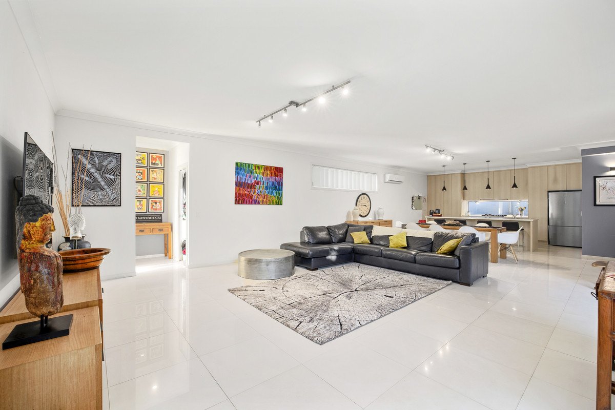 9 Moyenne Crescent Varsity Lakes 3