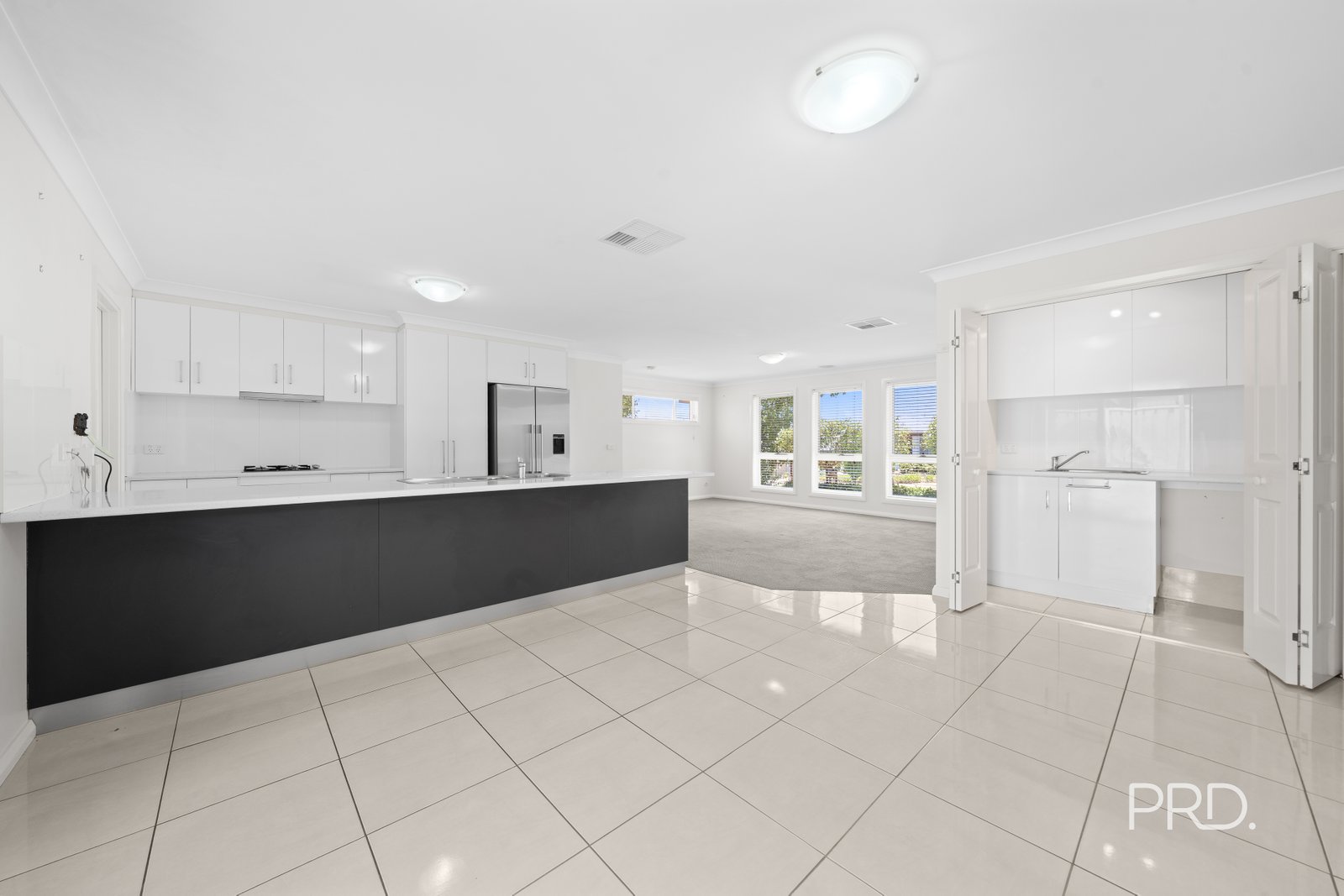 9 Murndal Place BOURKELANDS 9