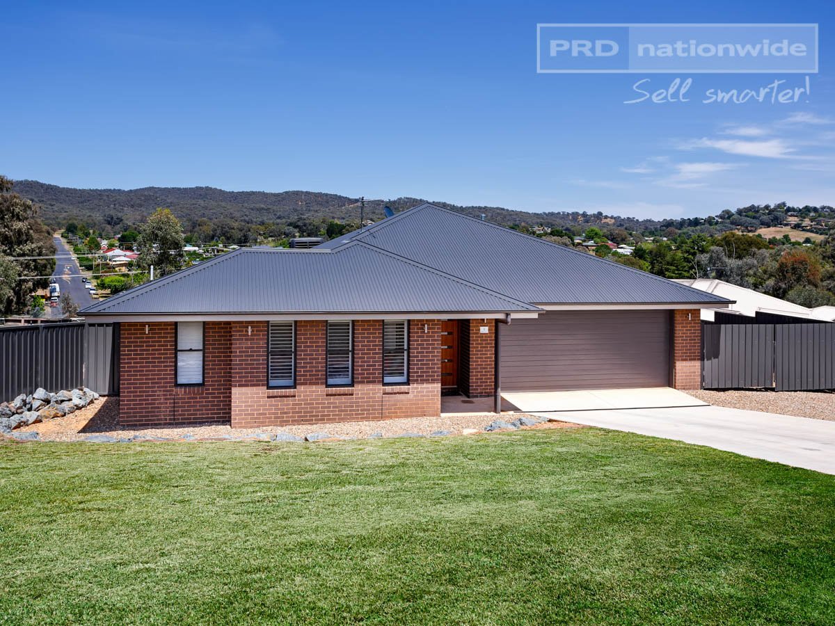 9 Murphy Place TUMUT 1