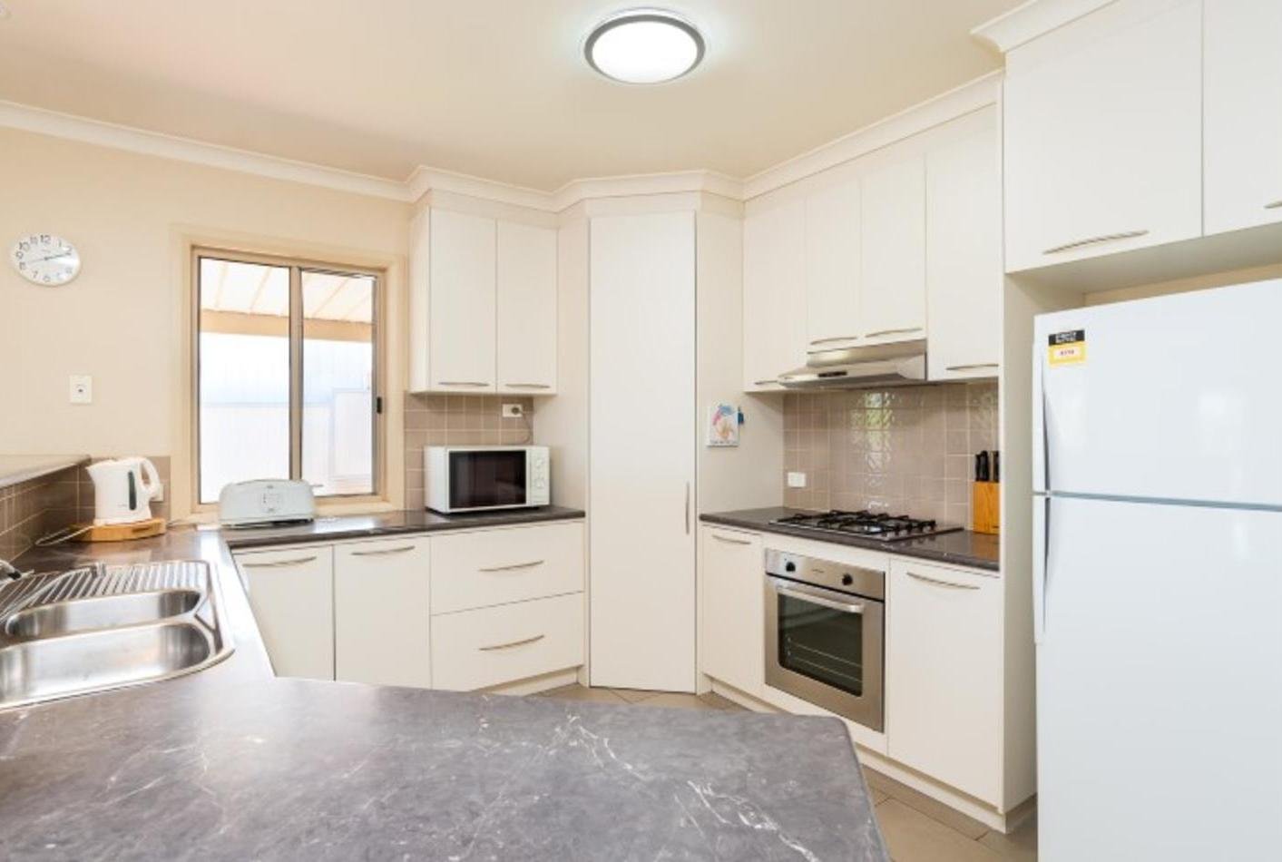9 Murray Way BURONGA 3