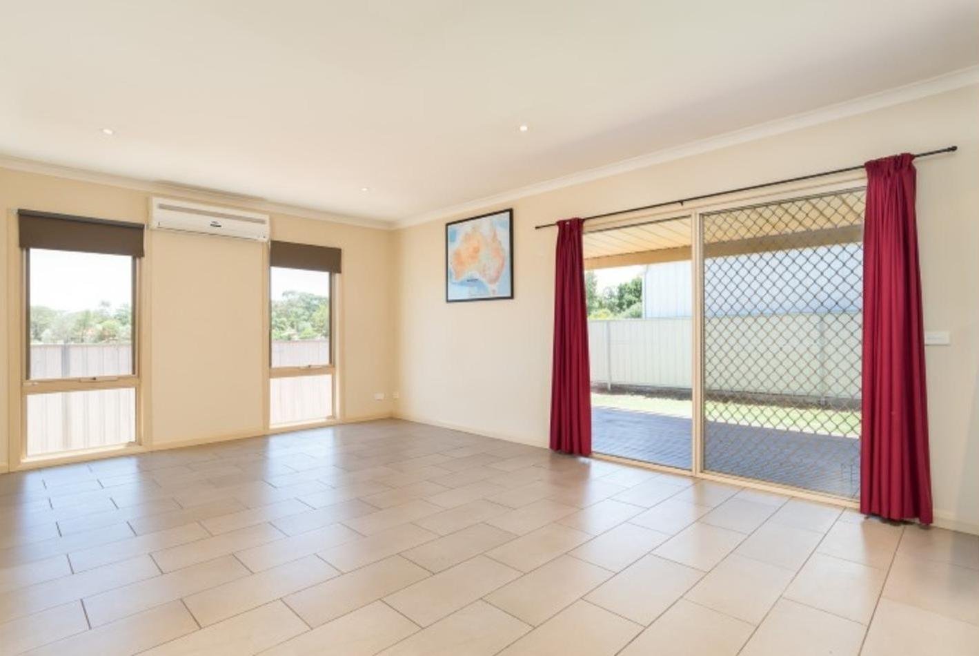 9 Murray Way BURONGA 4