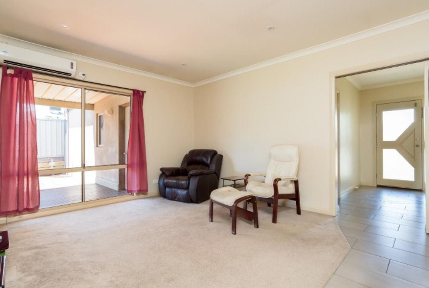 9 Murray Way BURONGA 5
