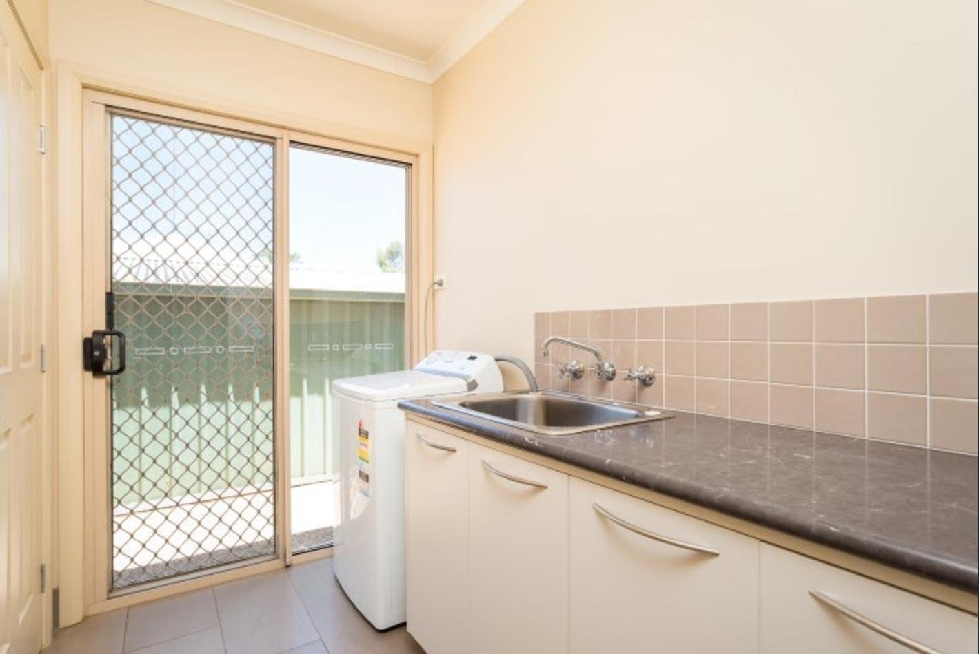 9 Murray Way BURONGA 9