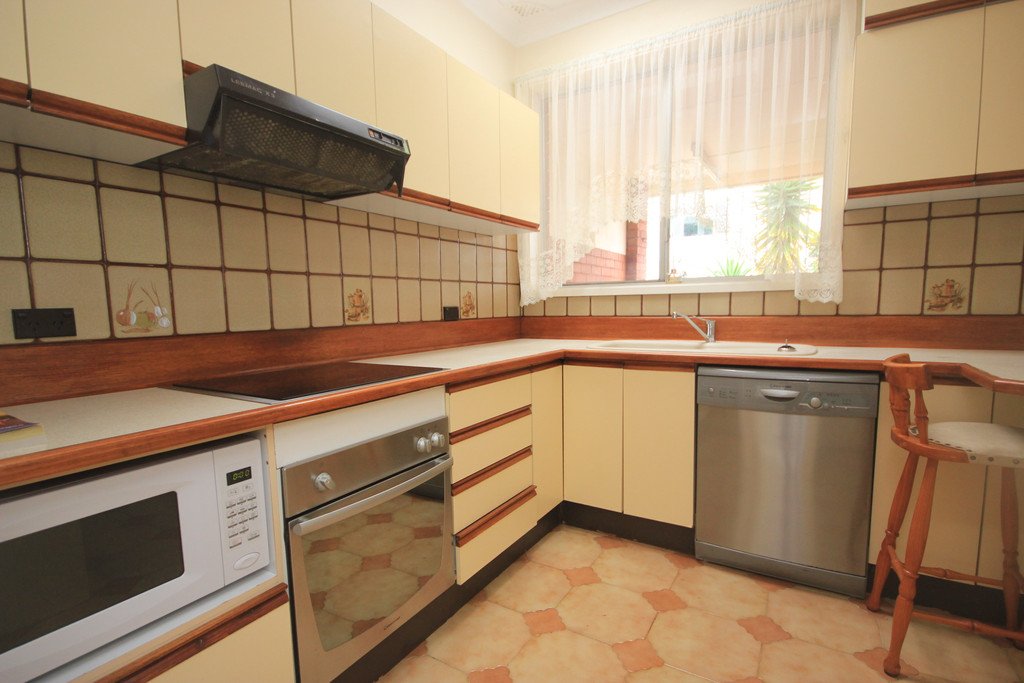 9 Napoleon Street SANS SOUCI 6