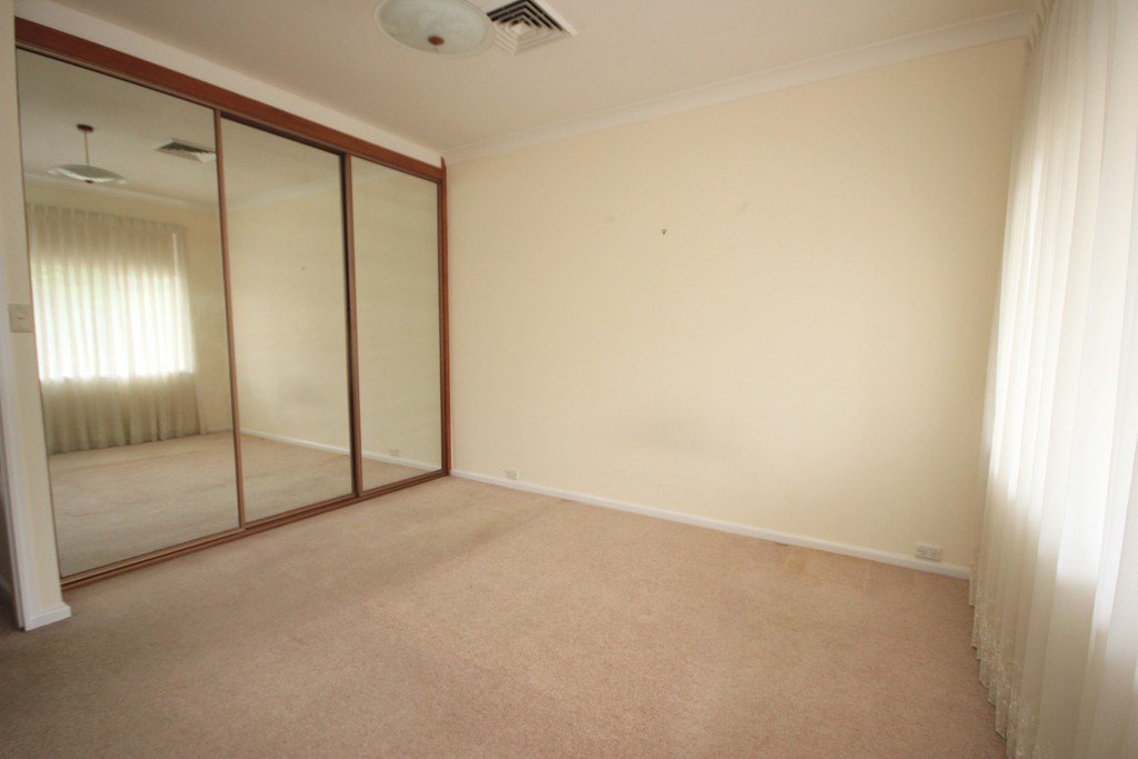 9 Napoleon Street SANS SOUCI 4
