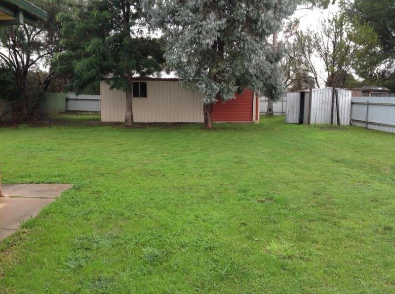 9 Nardoo Street GLENFIELD PARK 9