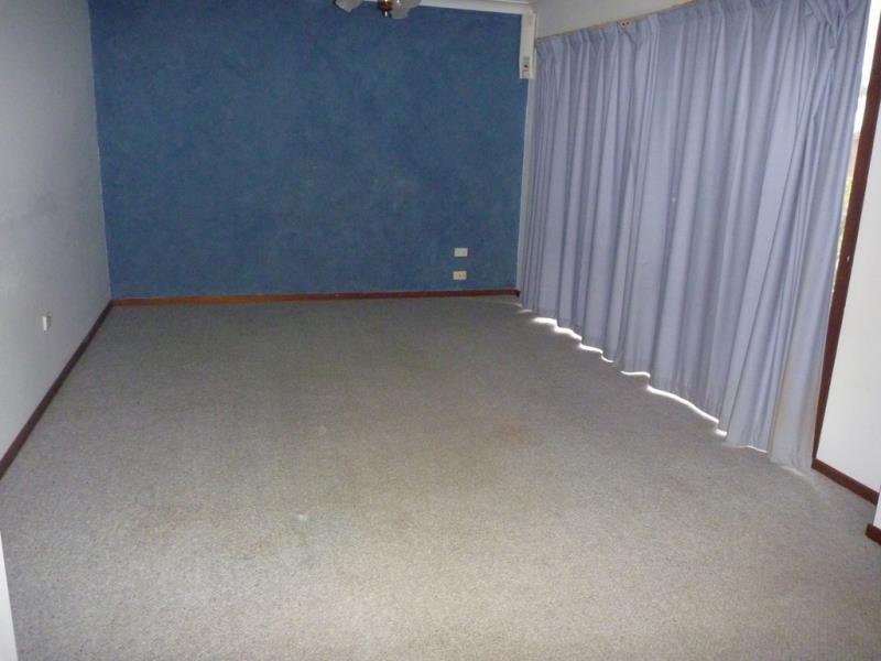 9 Nardoo Street GLENFIELD PARK 5