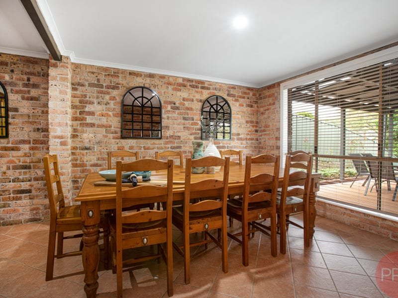 9 Natalie Close TENAMBIT 18