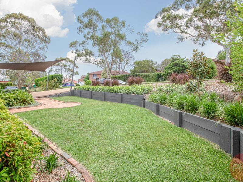 9 Natalie Close TENAMBIT 25