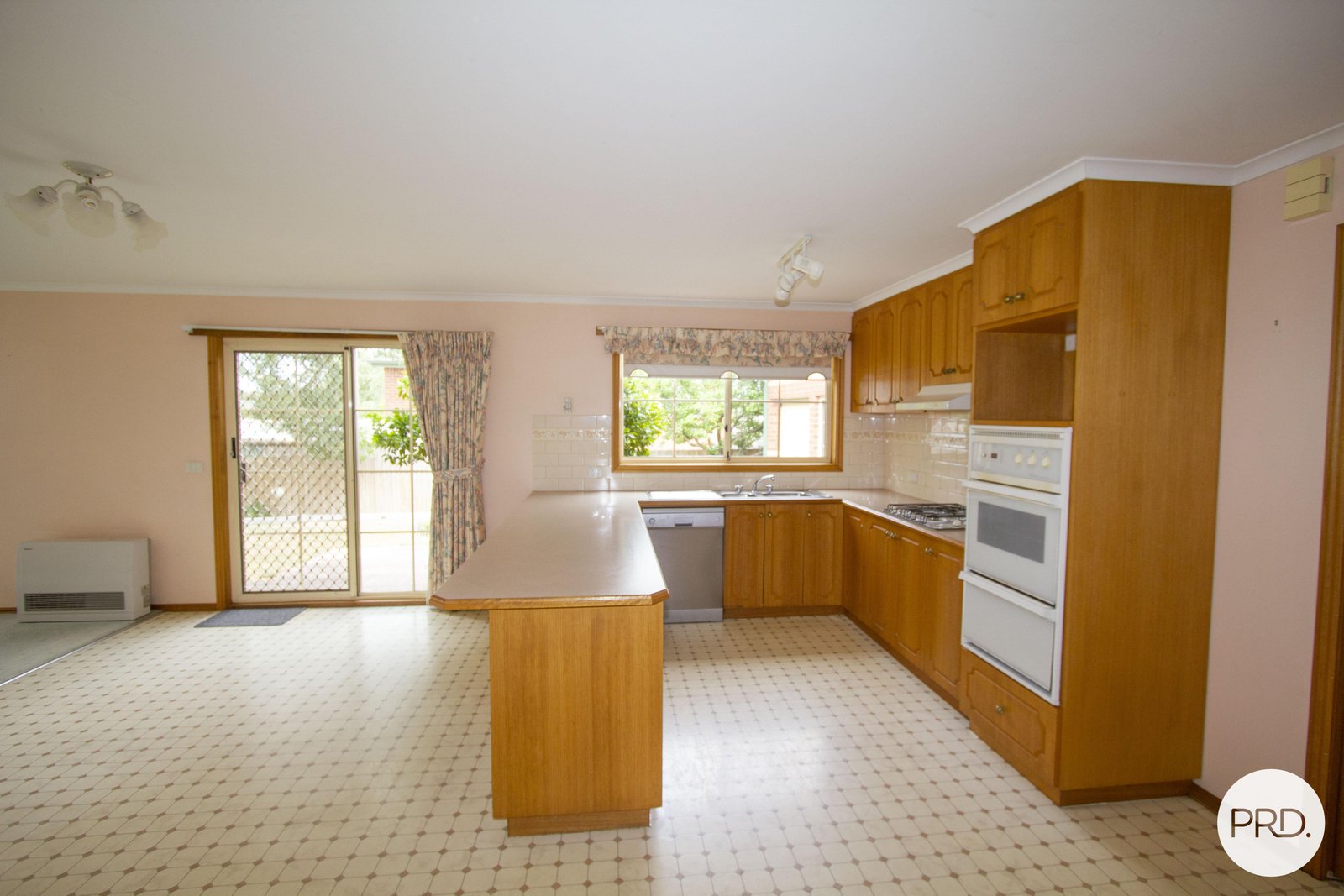 9 Nevett Crescent MOUNT HELEN 7