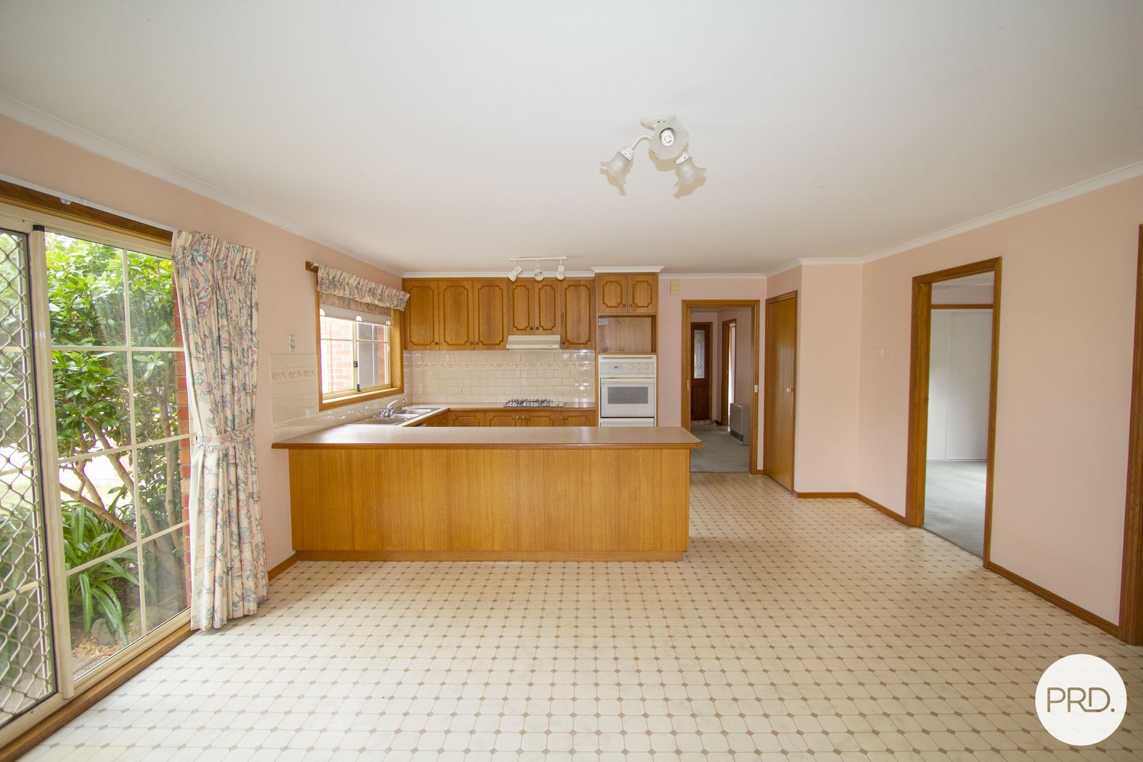 9 Nevett Crescent MOUNT HELEN 8