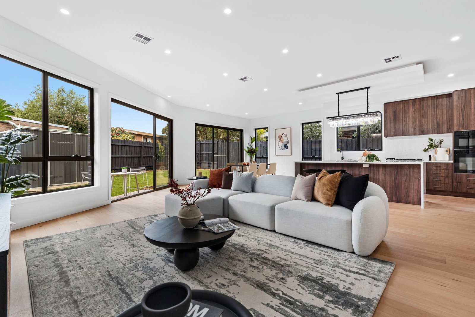 Gallery: 9 Ninevah Crescent