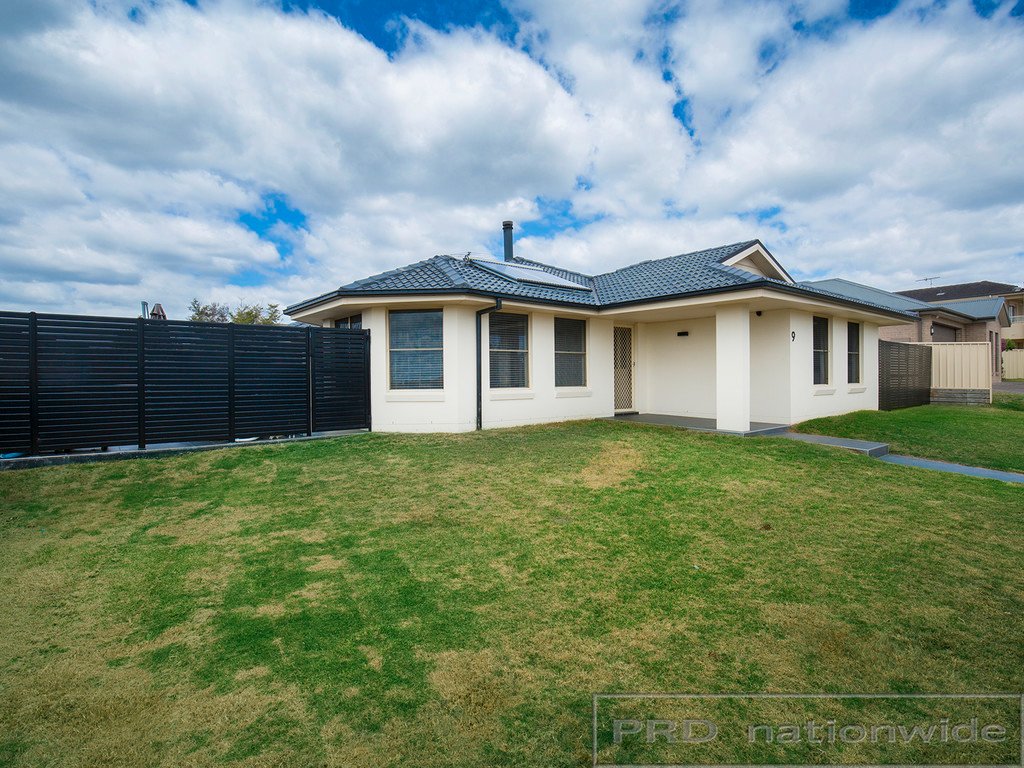 9 Norwich Avenue RAWORTH 4