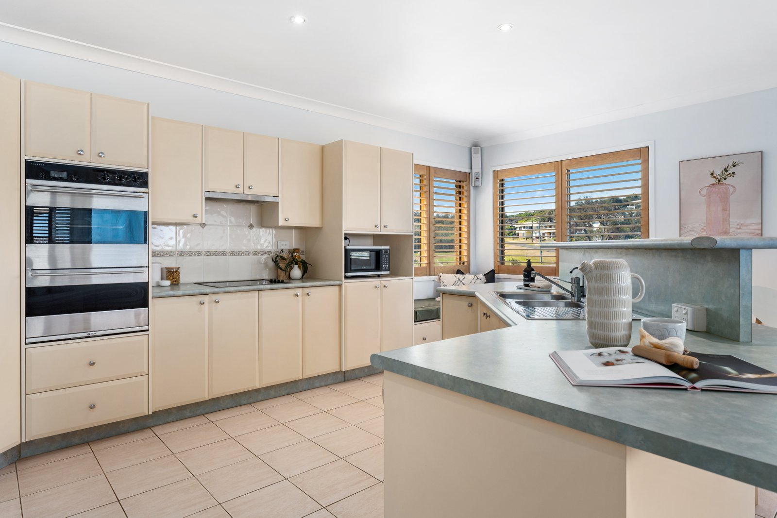 9 Ocean Street FISHERMANS BAY 12