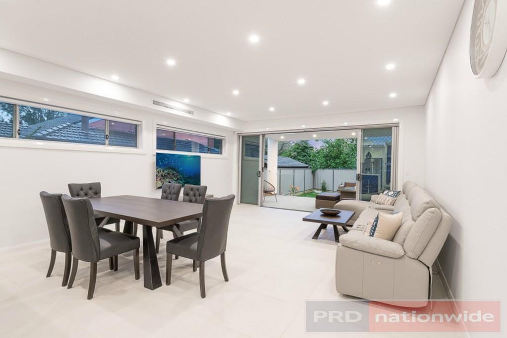 9 Ogilvie Street EAST HILLS 4