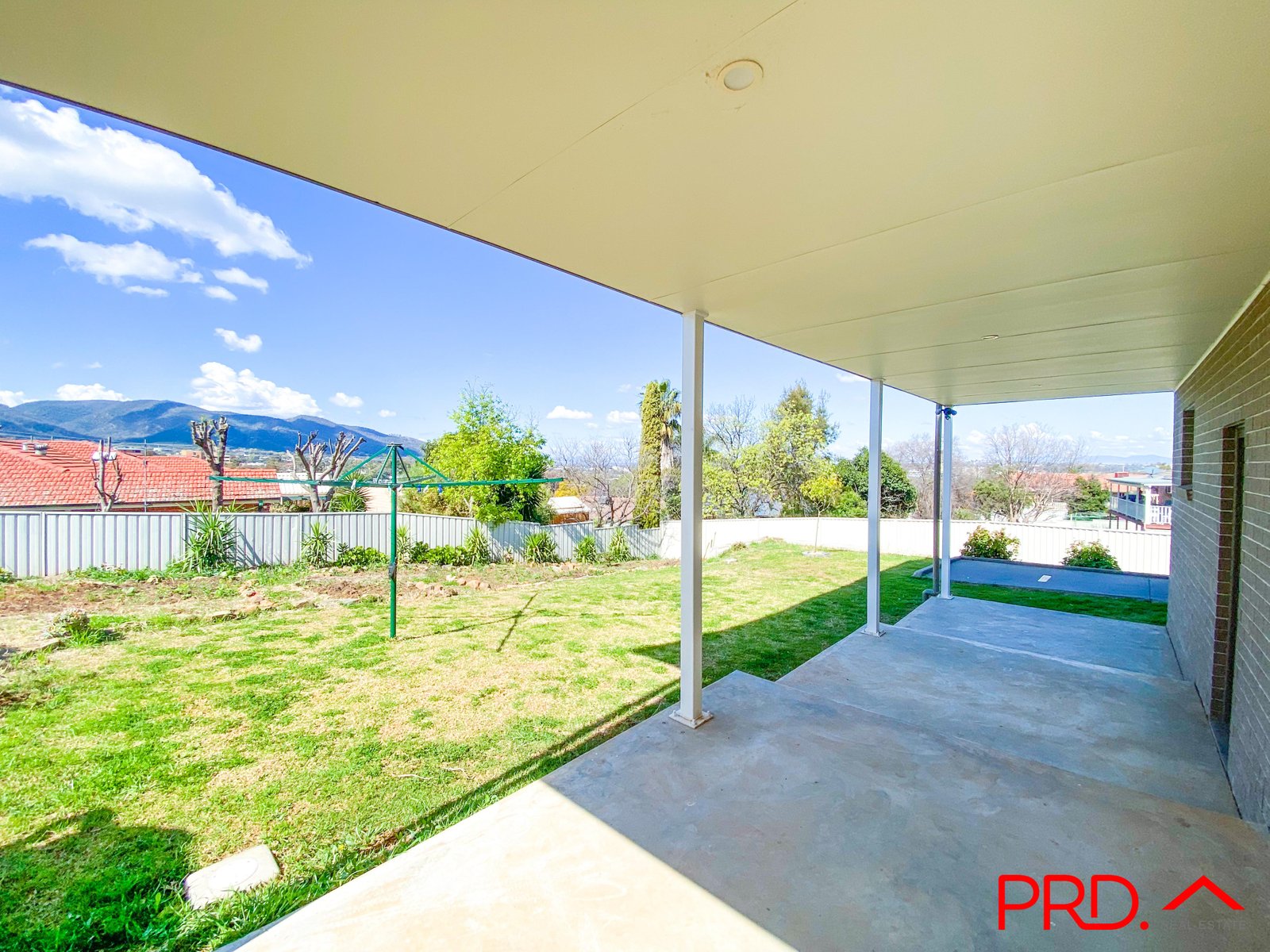 9 Oliver Street TAMWORTH 18