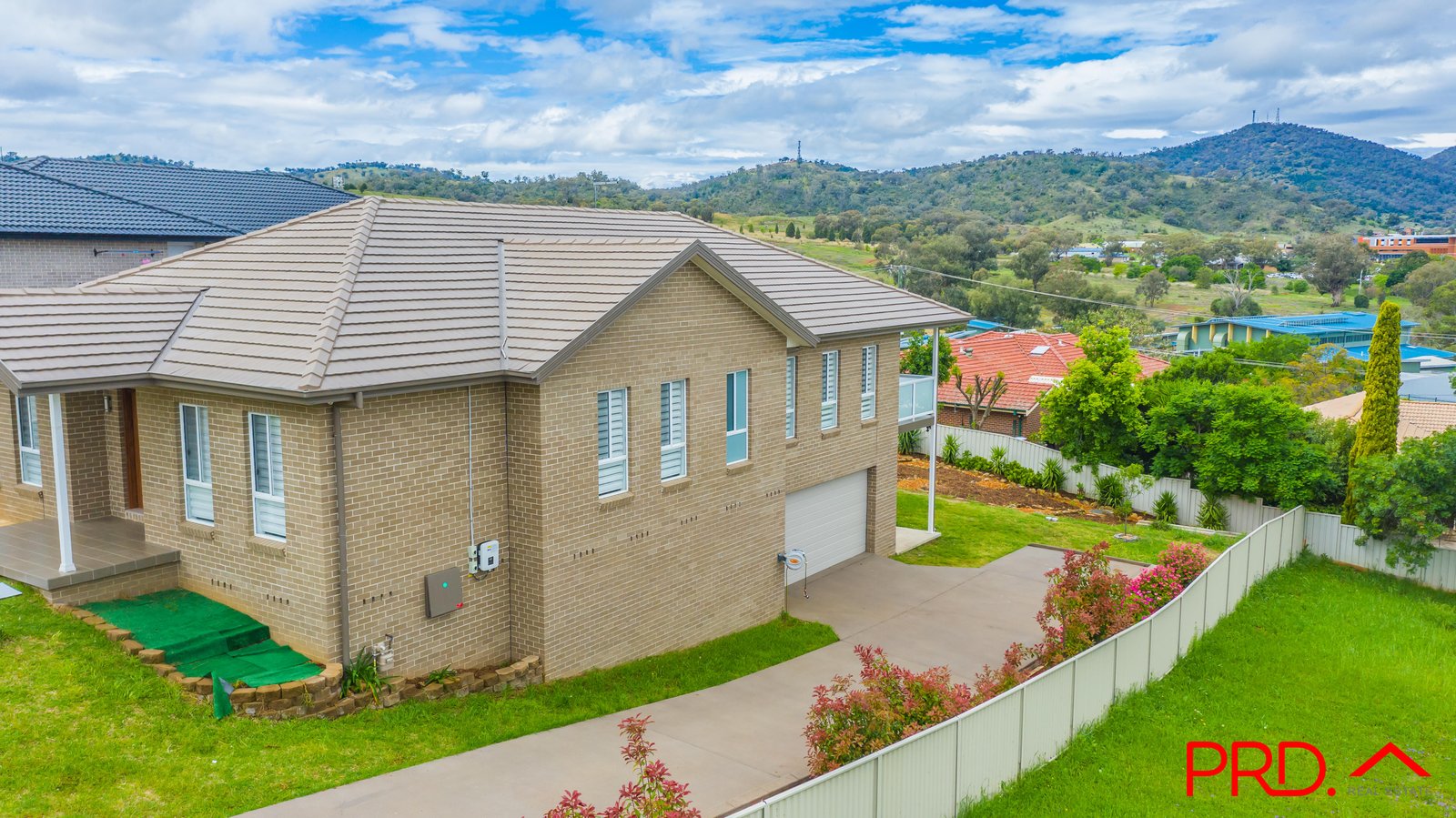 9 Oliver Street TAMWORTH 19