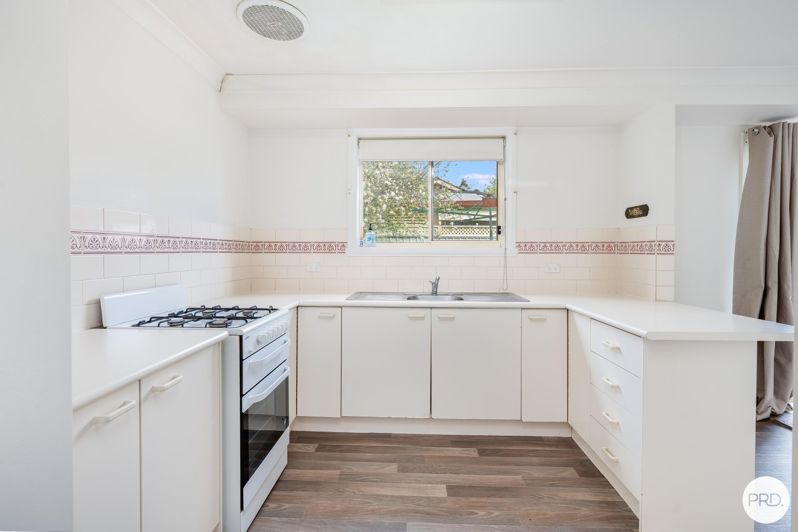 9 Orchard Grove Road ORANGE 8