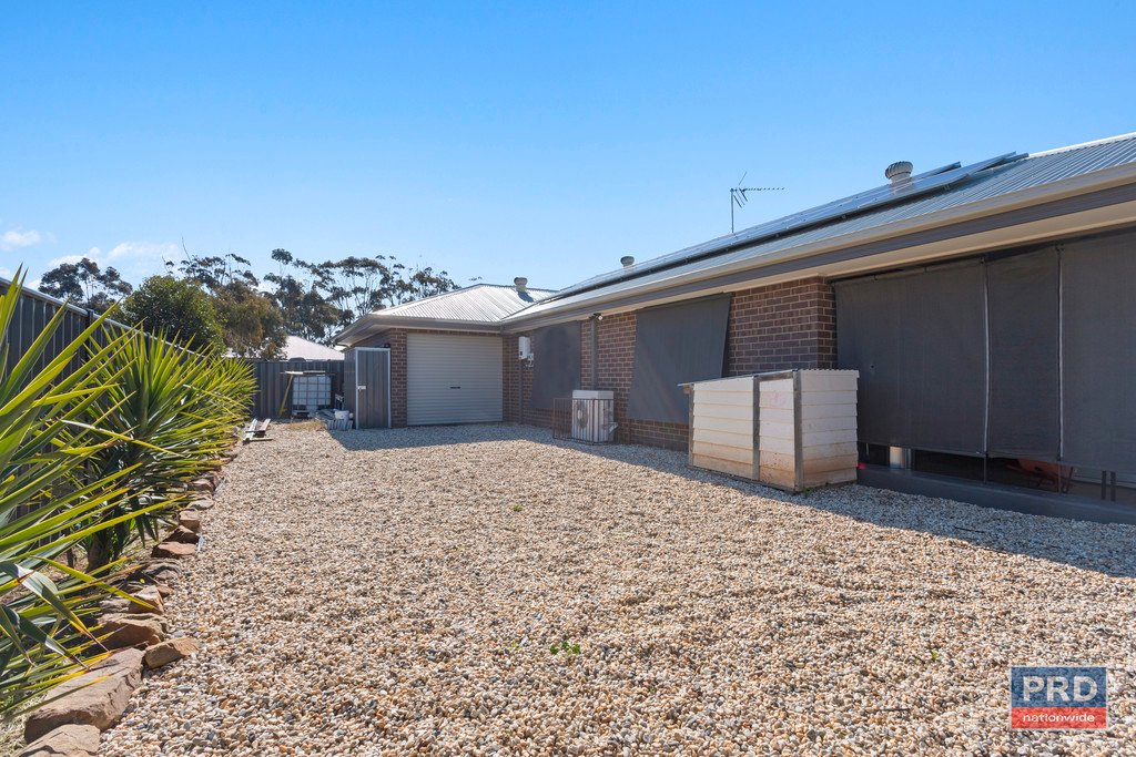 9 Ormond Drive MARONG 15