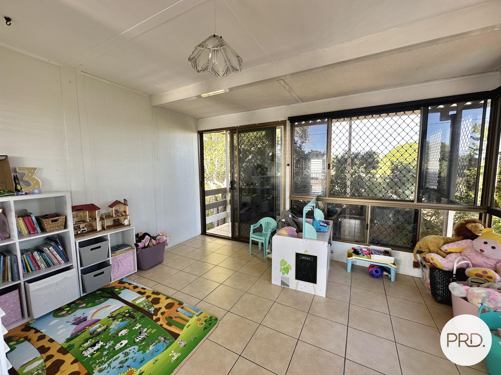 9 Pacific Avenue TANNUM SANDS 8