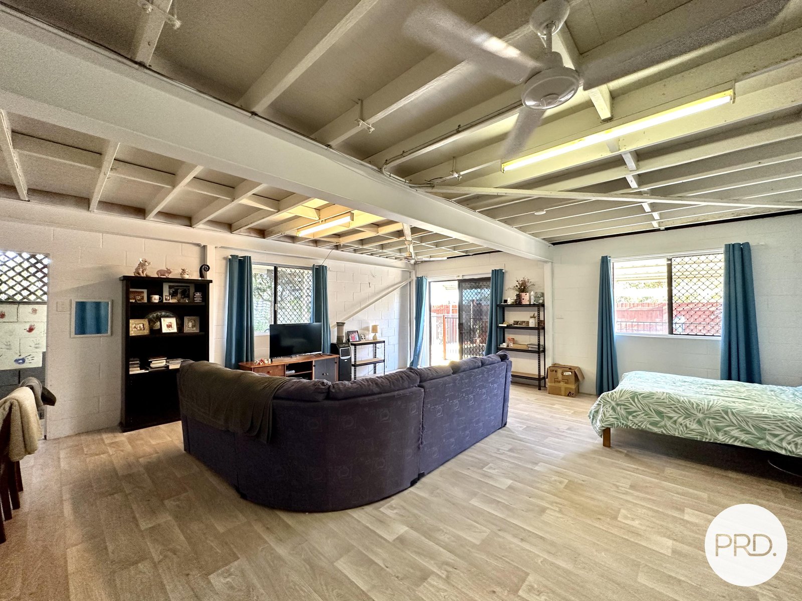 9 Pacific Avenue TANNUM SANDS 24