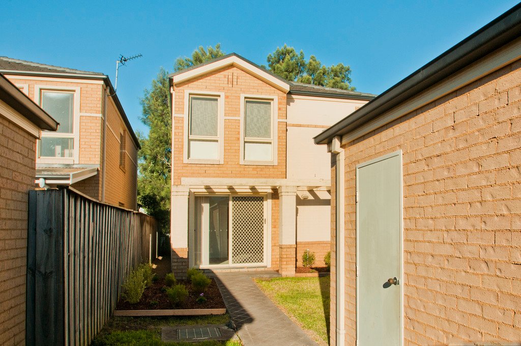 9 Paddington Lane DAPTO 3