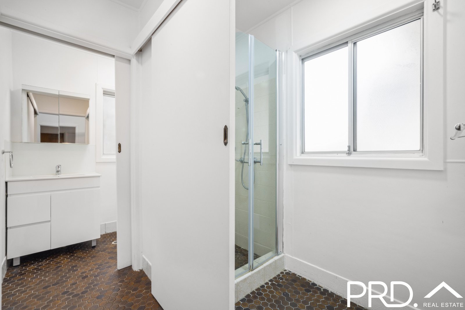 9 Phillip Street OYSTER BAY 5