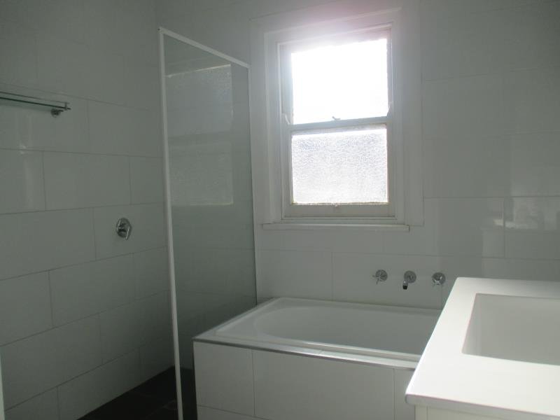 9 Phillip Street TAMWORTH 4