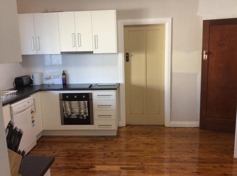 9 Phillip Street TAMWORTH 5