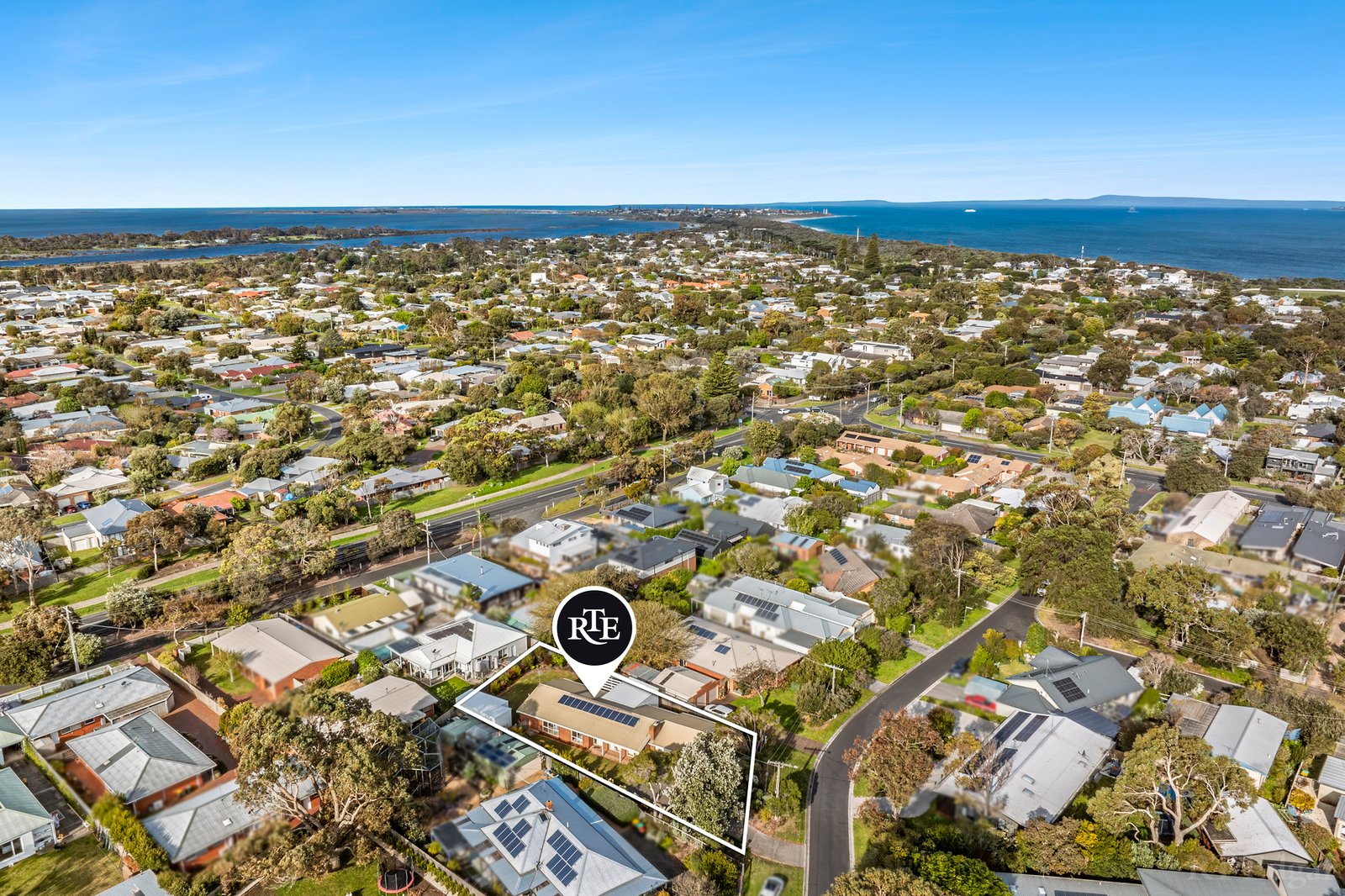 Real Estate and Property in 9 Pico Avenue, Point Lonsdale, VIC