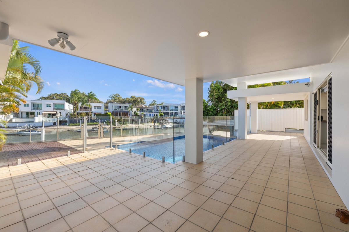 9 Pisa Court Surfers Paradise 5