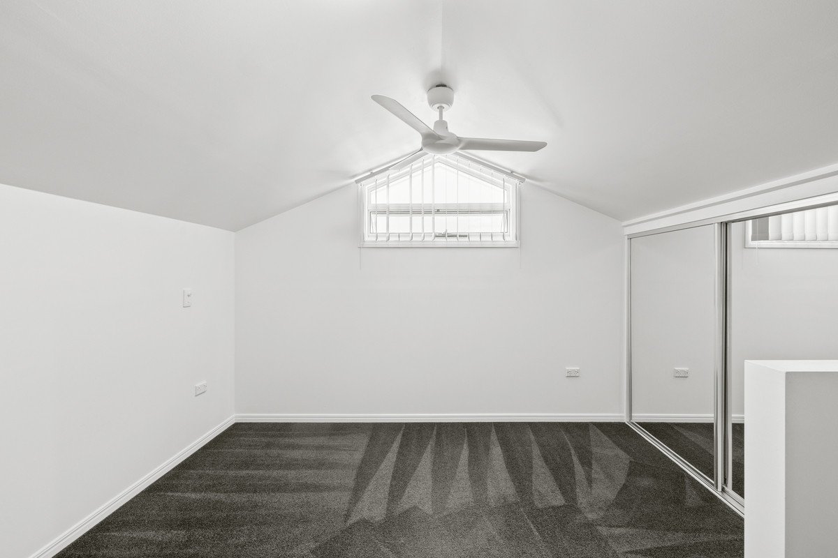 9 Pisa Court Surfers Paradise 9