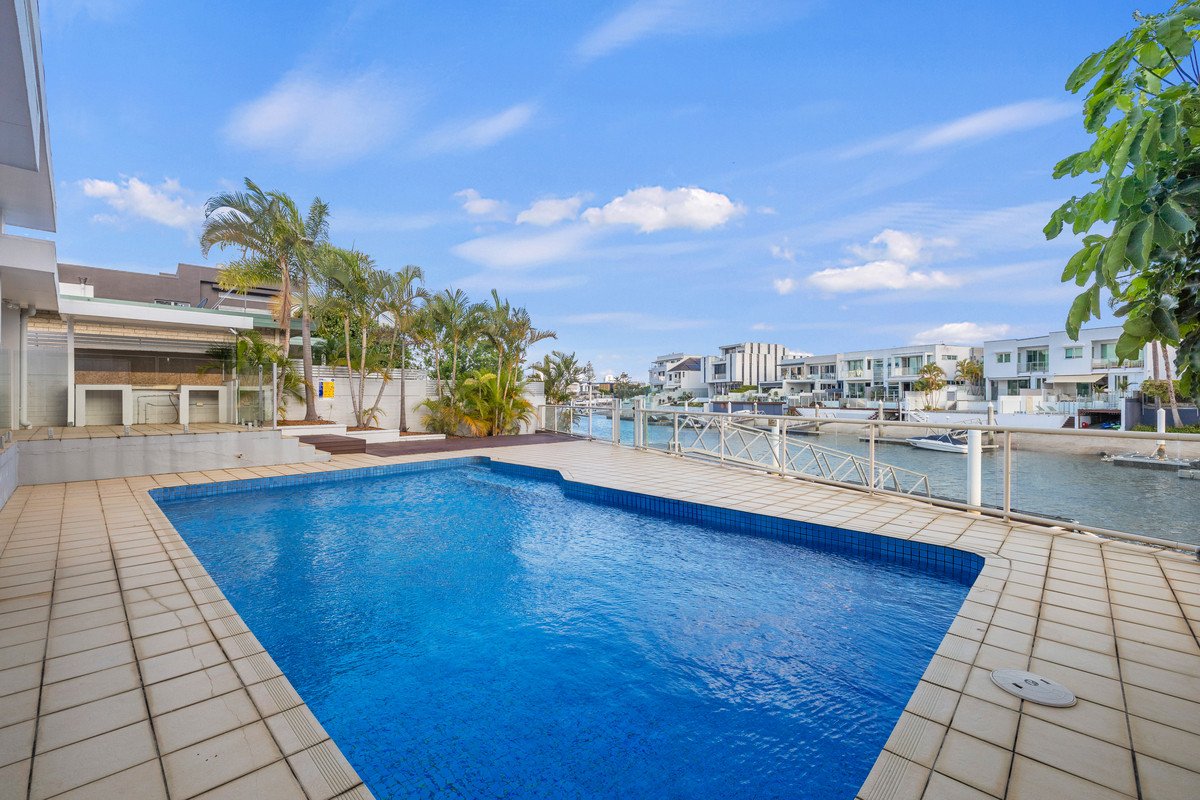 9 Pisa Court Surfers Paradise 12