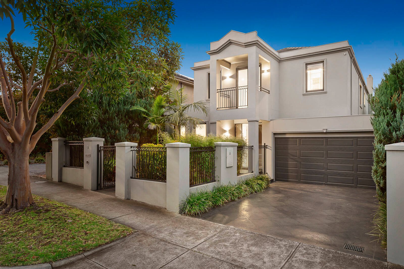 9 Plantation Avenue, Brighton East