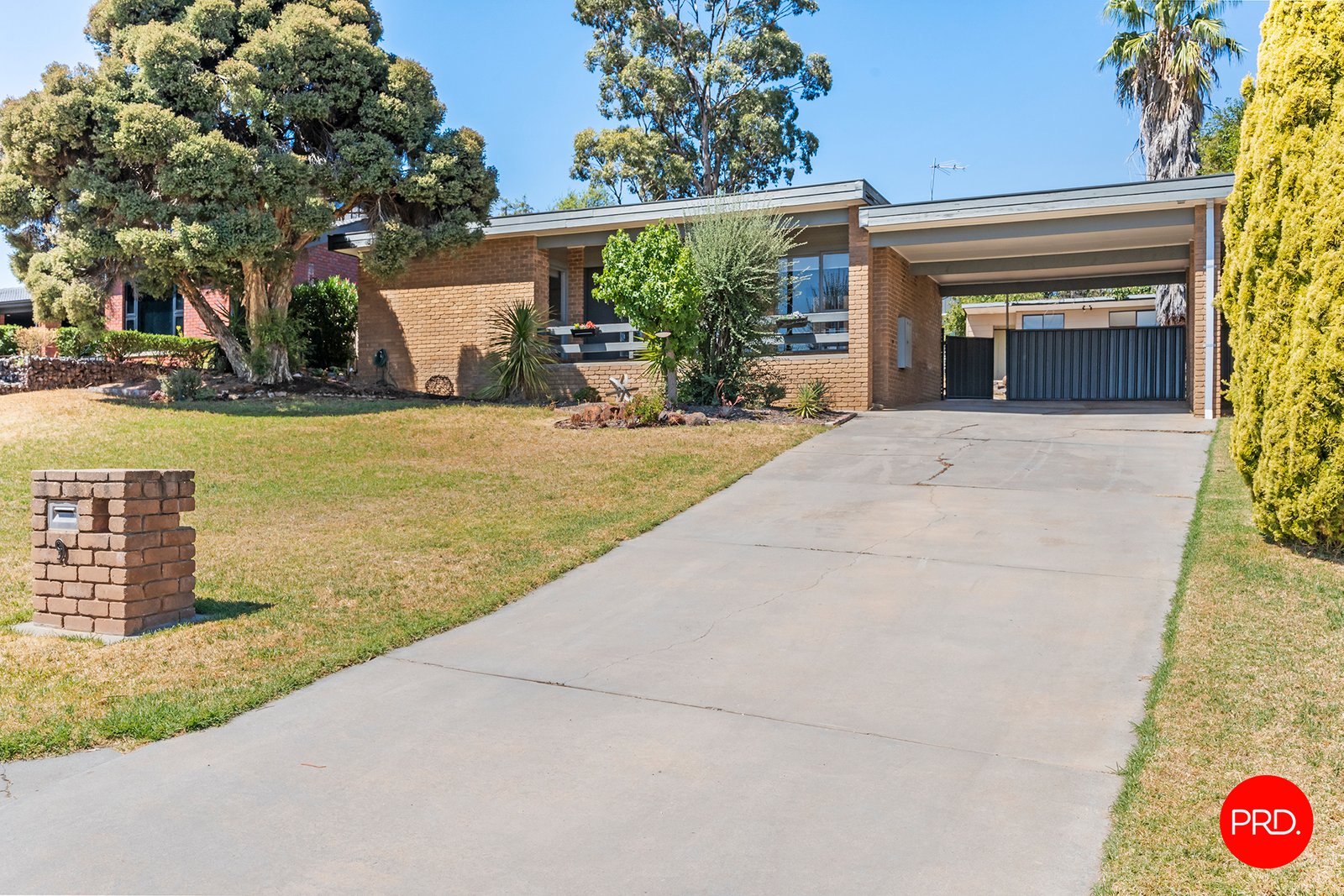 9 Plante Court STRATHDALE 1