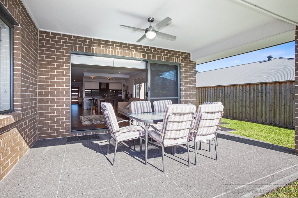 9 Pondsitter Street CHISHOLM 11