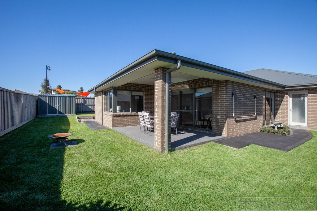 9 Pondsitter Street CHISHOLM 12
