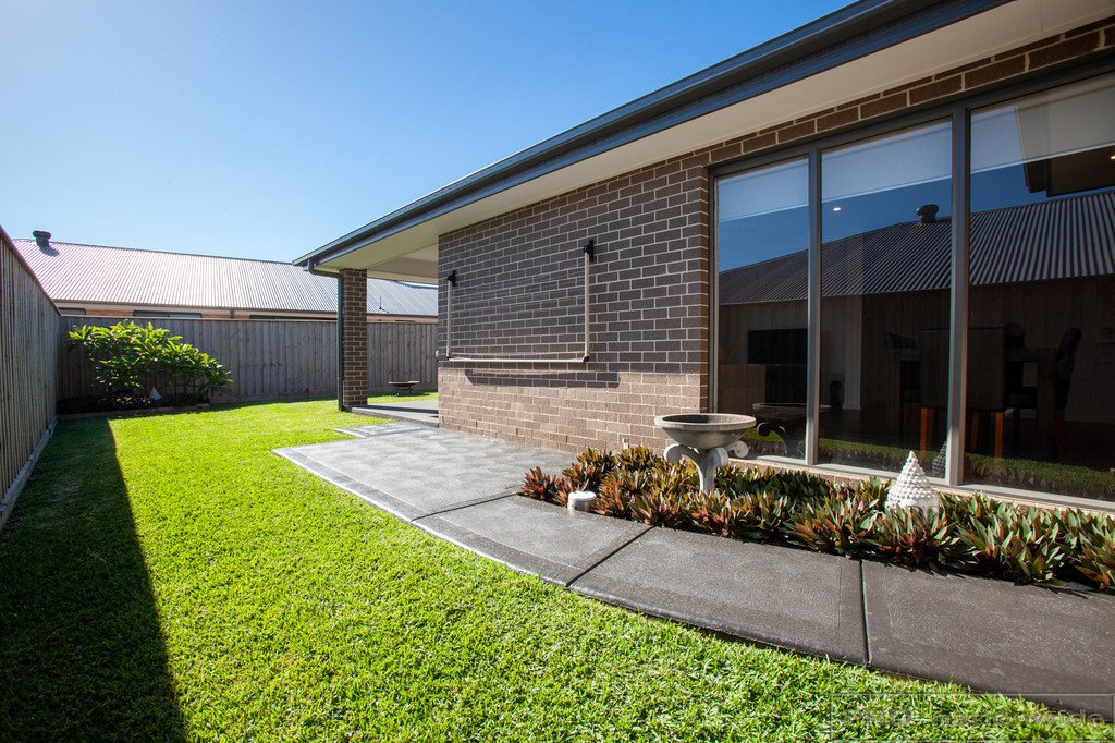 9 Pondsitter Street CHISHOLM 13