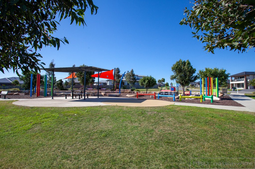 9 Pondsitter Street CHISHOLM 16