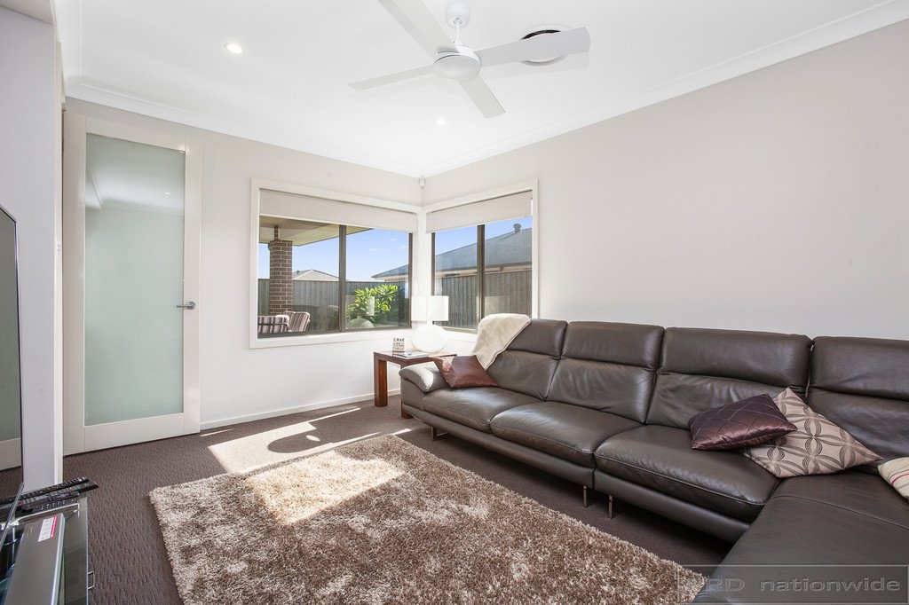 9 Pondsitter Street CHISHOLM 17